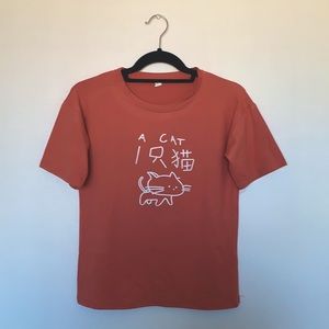 Brick red cat graphic tee